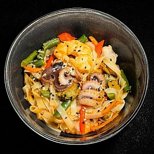 Wok лапша рисовая с морепродуктами, SUSHI WHITE NOISE
