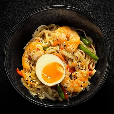 Заказать Wok лапша Удон с креветкой, SUSHI WHITE NOISE