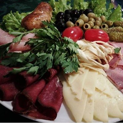 Заказать Большая мясная тарелка, Кафе Хуторок