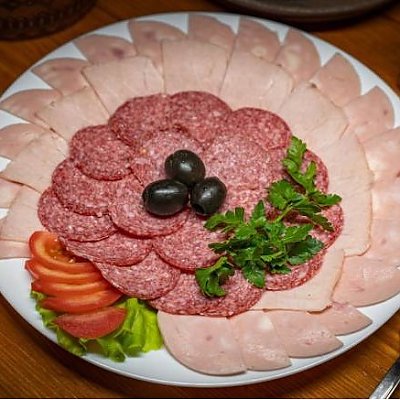 Заказать Мясная тарелка, Кафе Хуторок