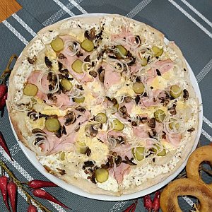 Пицца Ветчина-грибы, Кафе Хуторок