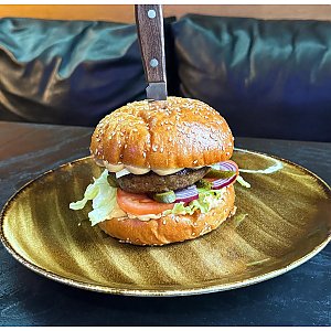 Бургер, Паб СМАГА