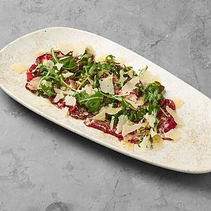 Карпаччо из говядины с пармезаном, Terra - Минск