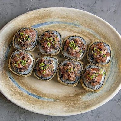 Заказать Жареный ролл с тунцом и соусом спайси, Terra - Гродно