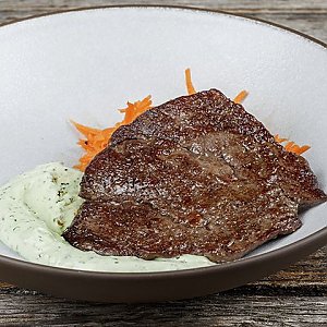 Бифштекс с мятным соусом и салатом из моркови, Литвины - Гродно