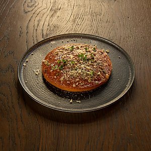 Чачоха - толстый блин, запеченный в печи со сливочным маслом, семенами тыквы и твердым сыром, Литвины - Гродно