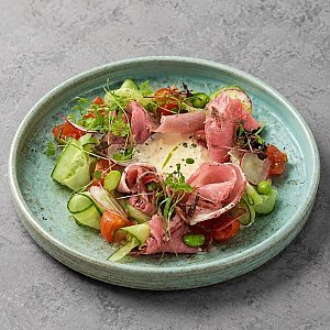 Салат с полендвицей, ростбифом и свежими овощами, Литвины - Гродно