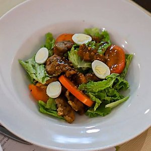 Салат с куриной печенью и томатами, Чемодан
