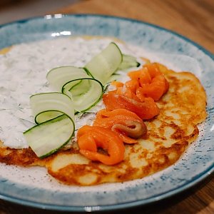 Драник с форелью и соусом тартар, Чемодан