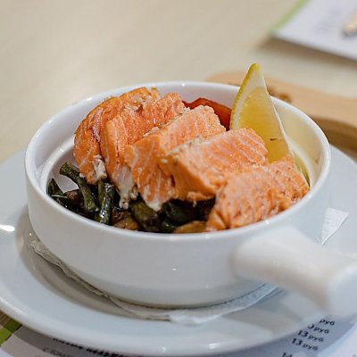 Заказать Лосось с овощами, Чемодан