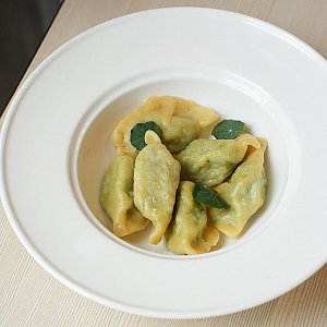 Пельмени со шпинатом и сыром, Чемодан