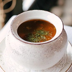 Бограч, Трактир У Озера