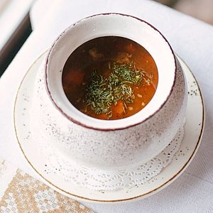 Бограч, Трактир У Озера