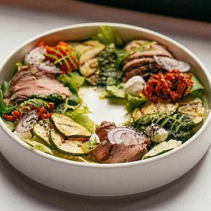 Салат с говядиной и цукини, Жюль Верн