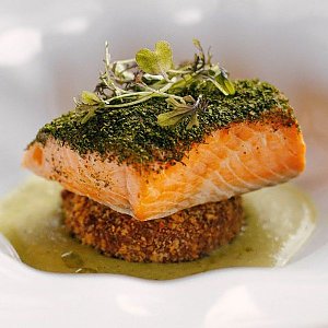 Филе семги с гремолатой и тыквенный ньокк фри, Жюль Верн