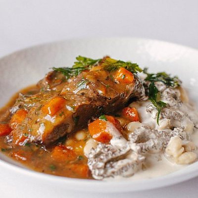 Заказать Томленая баранина с фасолью и сморчками, Жюль Верн