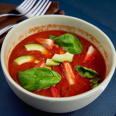 Заказать Гаспаччо с клубникой, Гастробар Цоколь (Материк)