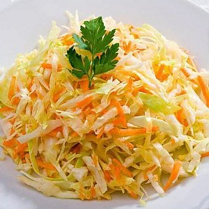 Салат из капусты и моркови, Бар Угловой - Обеды