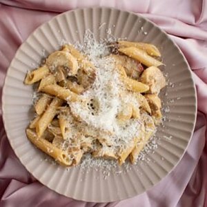 Паста с языком и грибами, Пушкина 202