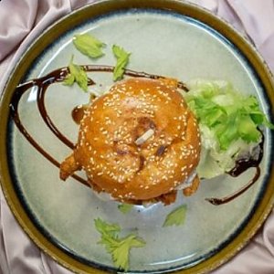 Бургер с хрустящим куриным филе и грибами, Пушкина 202