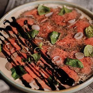 Вителло Тоннато, МАМА ХУАНА