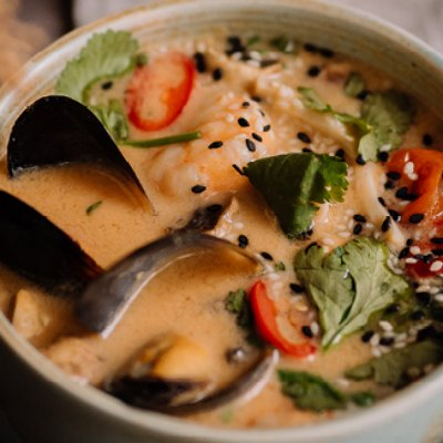 Заказать Том Ям с морепродуктами, МАМА ХУАНА