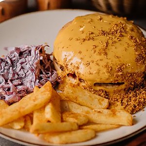 Чииизбургер, МАМА ХУАНА