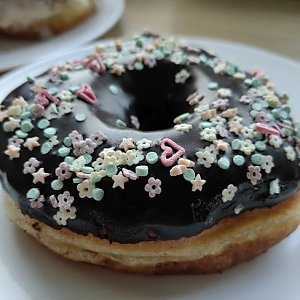 Донат Апельсин- темный шоколад, Пончесса