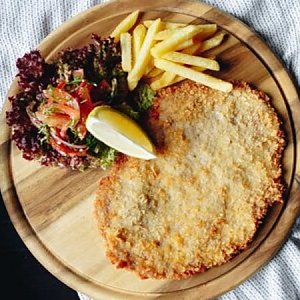 Cвинoй Шницель, ФаСоль
