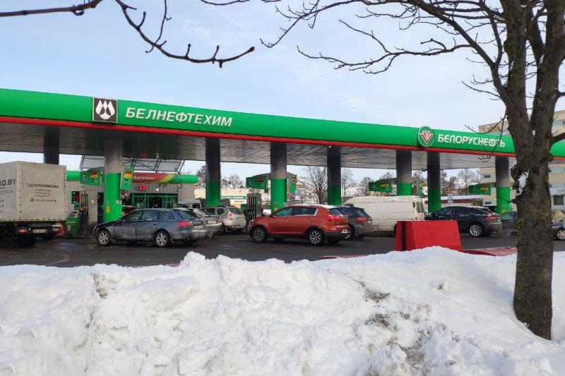 Автозаправочная станция № 10 ПО "Белоруснефть" в Минске на ул. Некрасова, 112