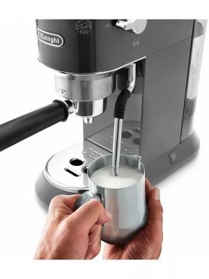 Рожковая кофеварка DeLonghi EC885.GY на сайте Белторгхолод