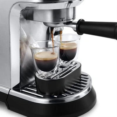 Рожковая кофеварка DeLonghi EC950.M на сайте Белторгхолод