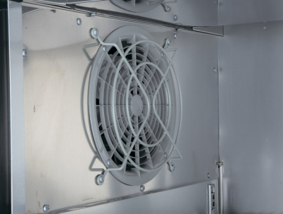 Холодильный стол Turbo Air KHR18-3-700 на сайте Белторгхолод