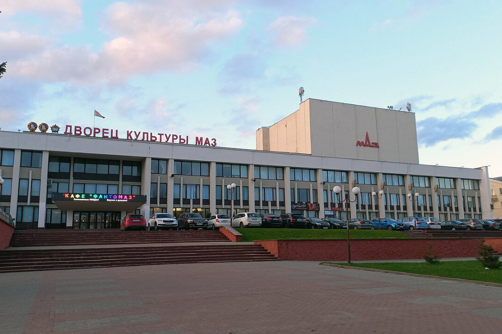 Кафе для "ДК МАЗ" в Минске на пр. Партизанском, 117