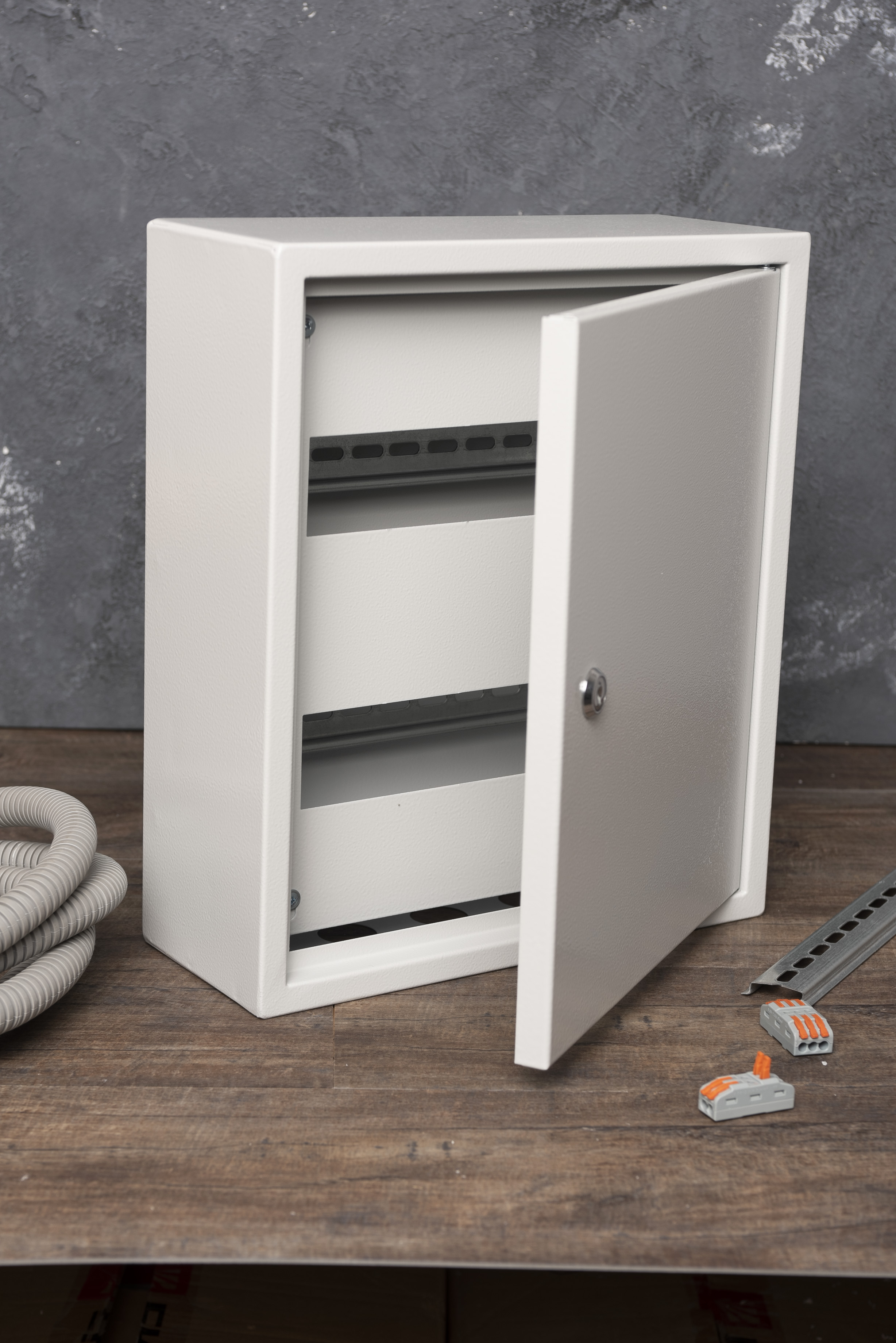 ЩРН-18 IP31 (350х300х120) Basic, mb21-18-bas , Ввезен из РФ