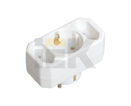 Тройник Т-01/01-2 1 круглое+2 плоских места IEK